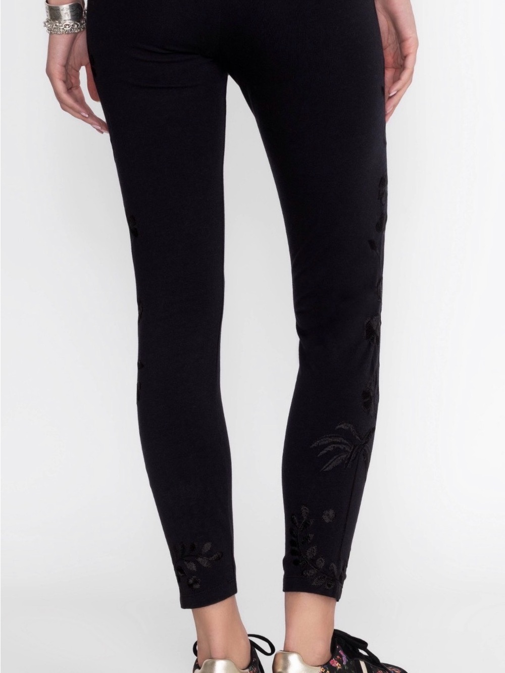 NWT Johnny Was Tonal Leggings - Black Embroidered Leggings - Picture 5 of 9